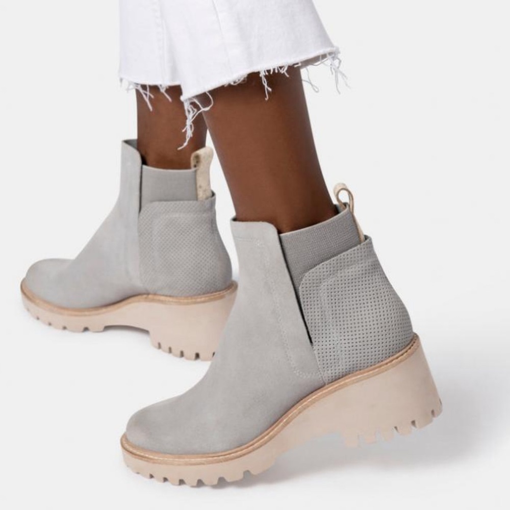 Dolce Vita Womens Huey Booties Grey Suede Brand new Dolce Vita Size 6.5 women’s.